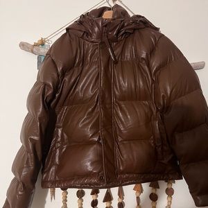 Vegan leather super puff sz medium